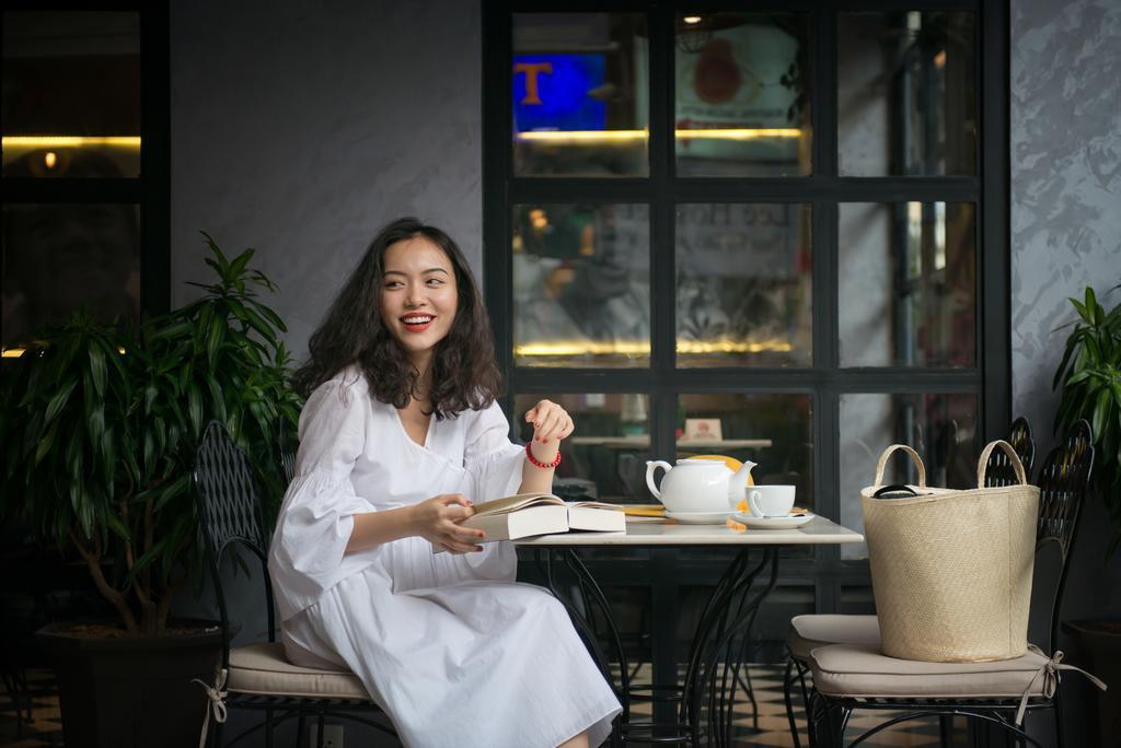 Khách sạn C Central Hotel Bui Vien